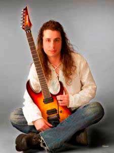 Robert Rodrigo guitarrista
